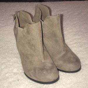 Maurice’s wedge booties